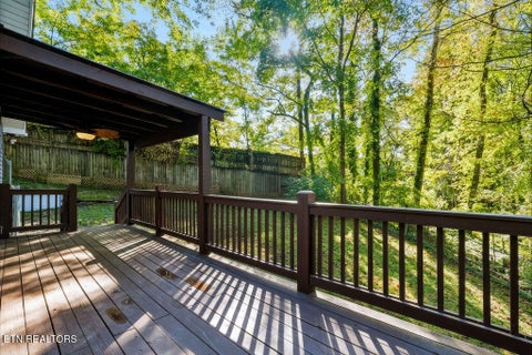 Tiny photo for 132 Taylor Rd, Oak Ridge, TN 37830 (MLS # 1357983)
