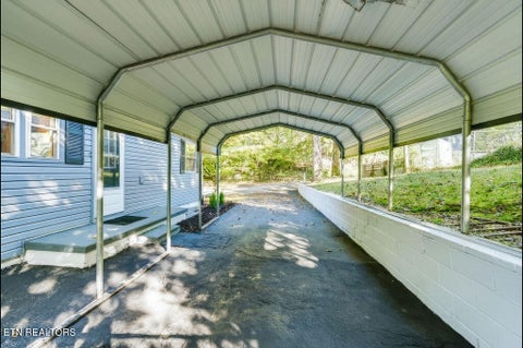 Tiny photo for 132 Taylor Rd, Oak Ridge, TN 37830 (MLS # 1357983)