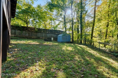 Tiny photo for 132 Taylor Rd, Oak Ridge, TN 37830 (MLS # 1357983)