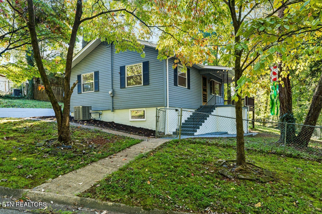 132 Taylor Rd