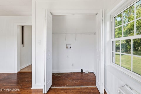 Tiny photo for 516 Dunn Ave, Maryville, TN 37804 (MLS # 1355727)