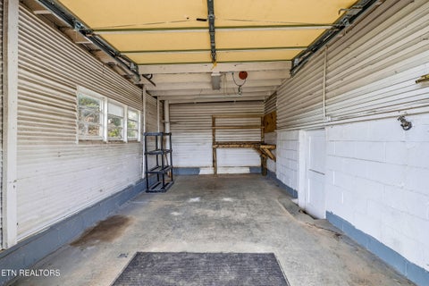 Tiny photo for 516 Dunn Ave, Maryville, TN 37804 (MLS # 1355727)