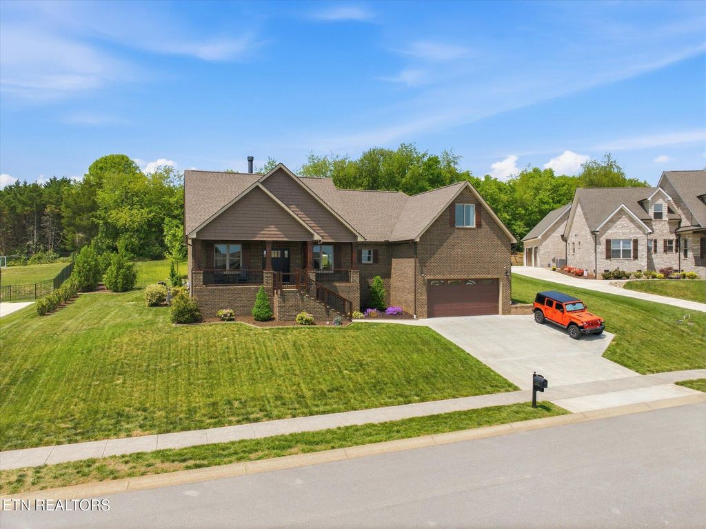 Photo of 1402 Rippling Waters Circle, Sevierville, TN 37876 (MLS # 1338348)