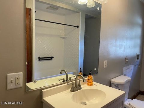 Tiny photo for 529 Livingston Rd, Bean Station, TN 37708 (MLS # 1322008)