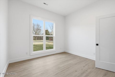 Tiny photo for 122 Walelu Tr, Vonore, TN 37885 (MLS # 1325345)