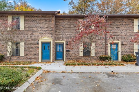 Photo of 1325 Francis Station Drive, Knoxville, TN 37909 (MLS # 1321549)