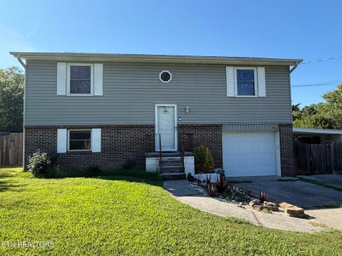 Photo of 1805 Brookmill Rd, Knoxville, TN 37932 (MLS # 1355040)