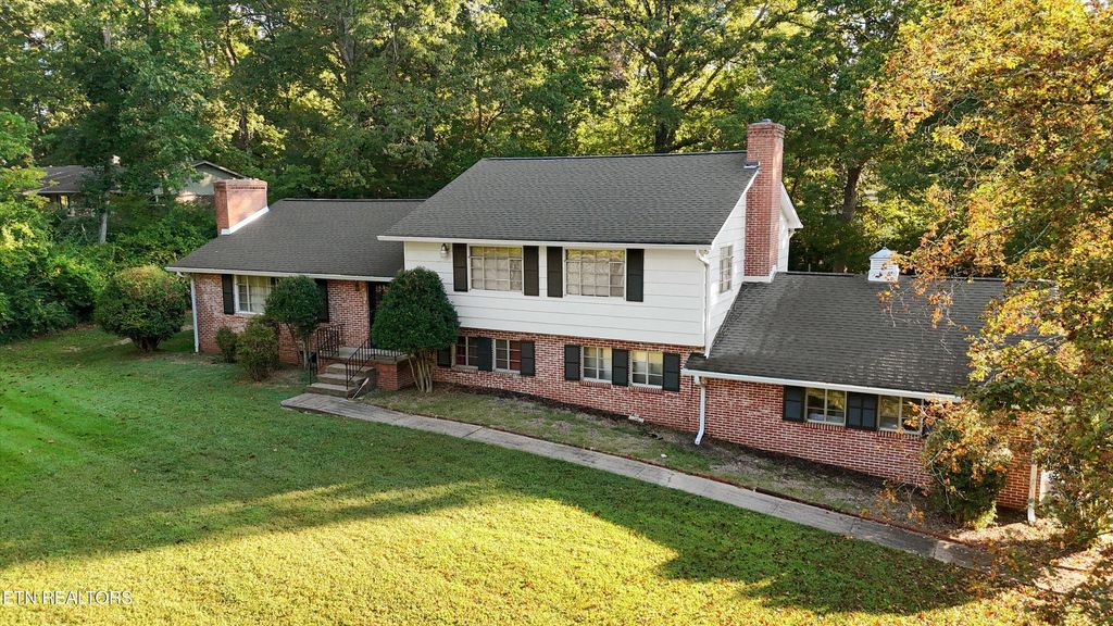 Photo of 5300 Potomac Rd, Knoxville, TN 37920 (MLS # 1337650)