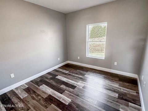 Tiny photo for 813 Clear Sail Way, Dandridge, TN 37725 (MLS # 1326604)