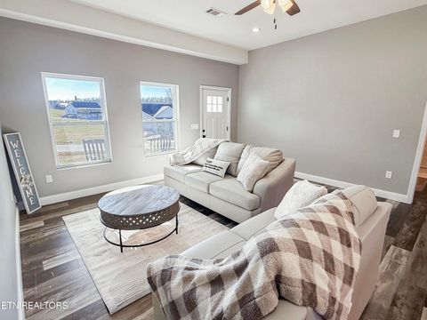 Tiny photo for 813 Clear Sail Way, Dandridge, TN 37725 (MLS # 1326604)