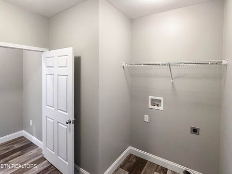 Tiny photo for 813 Clear Sail Way, Dandridge, TN 37725 (MLS # 1326604)