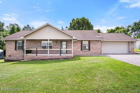 Single Family Residence in Maryville TN 5612 Brandon Park Drive.jpg