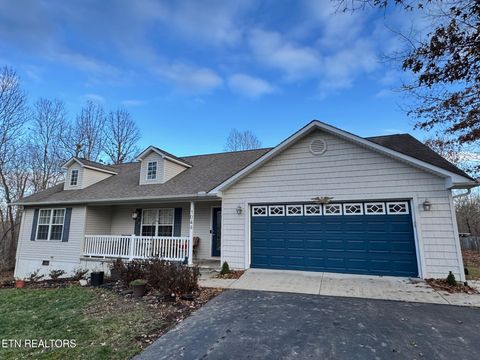 Photo of 1044 Ackia Drive, Crossville, TN 38572 (MLS # 1323786)