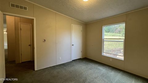 Tiny photo for 1564 Locust Grove Rd, New Tazewell, TN 37825 (MLS # 1318196)