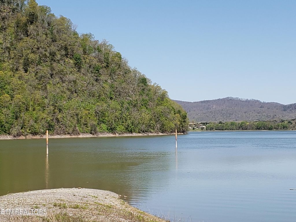 Photo of 101 Riverfront Drive, Rogersville, TN 37857 (MLS # 1335116)