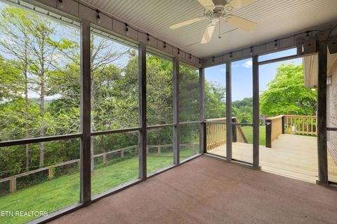 Tiny photo for 111 Tradewind St, Clinton, TN 37716 (MLS # 1338903)