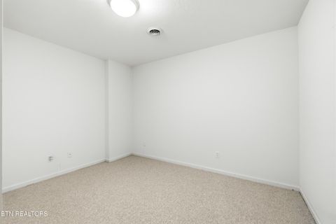 Tiny photo for 111 Tradewind St, Clinton, TN 37716 (MLS # 1338903)