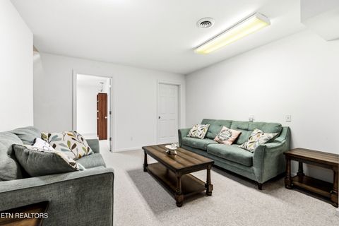 Tiny photo for 111 Tradewind St, Clinton, TN 37716 (MLS # 1338903)