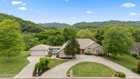 Photo of 111 Tradewind St, Clinton, TN 37716 (MLS # 1338903)