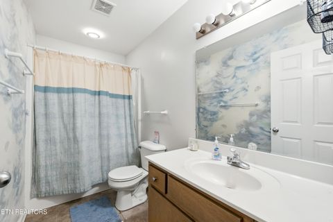 Tiny photo for 111 Tradewind St, Clinton, TN 37716 (MLS # 1338903)