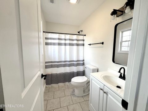 Tiny photo for 115 Spruce Lane, Kingston, TN 37763 (MLS # 1329049)