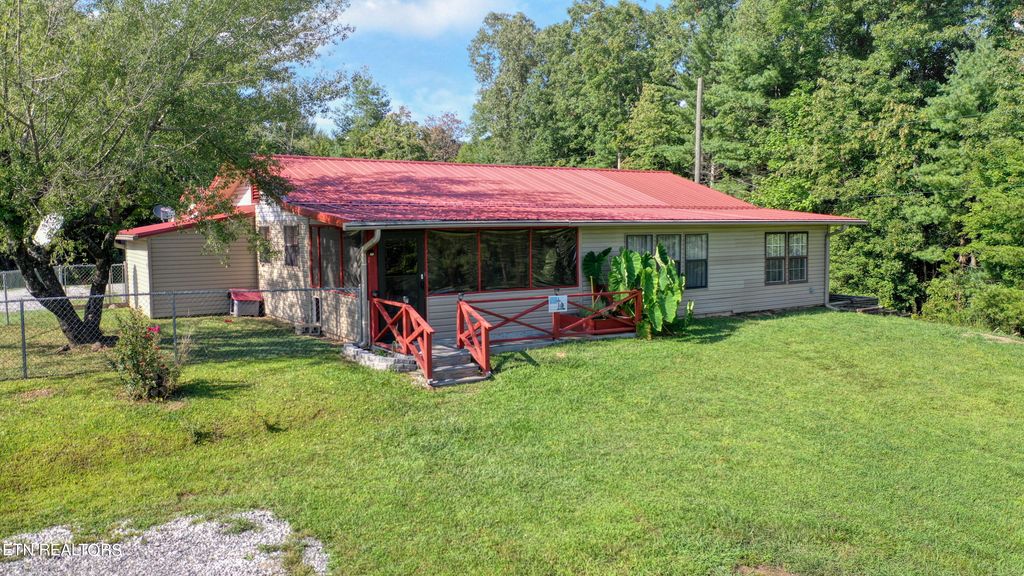 Photo of 1835 Yellow Nugget Rd, Tellico Plains, TN 37385 (MLS # 1260323)