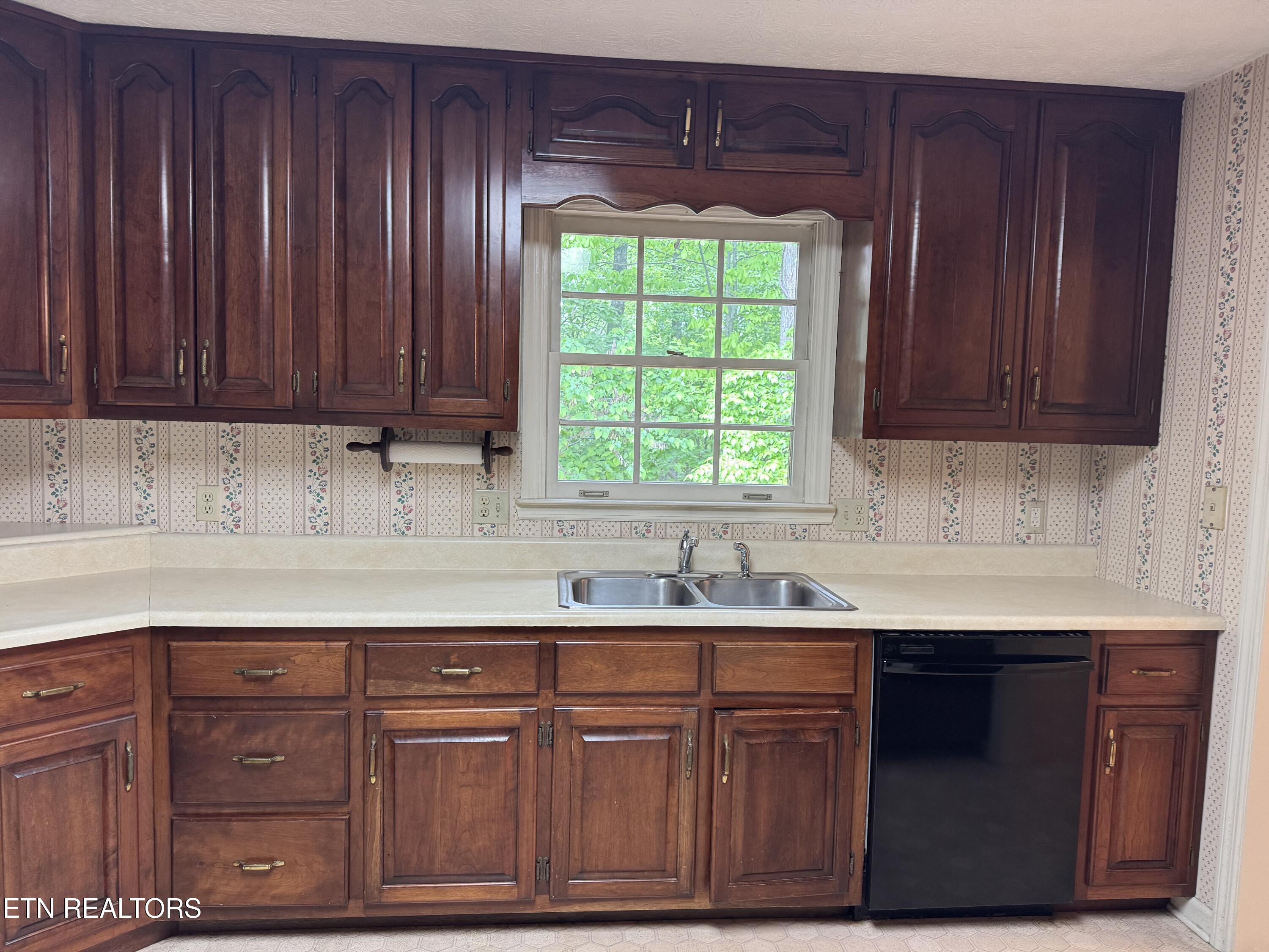 182 Whippoorwill Drive