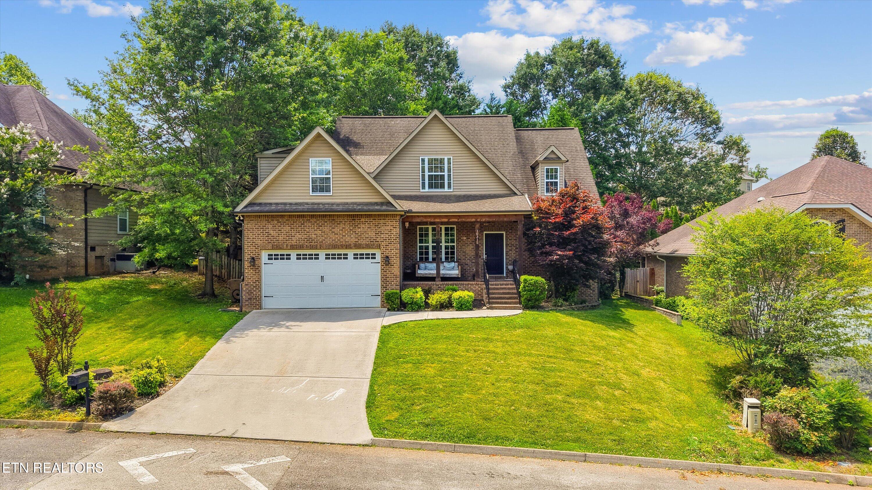 10315 Ivy Hollow Drive