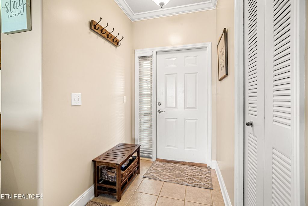 Photo of 545 Rarity Bay Pkwy #205, Vonore, TN 37885 (MLS # 1276002)