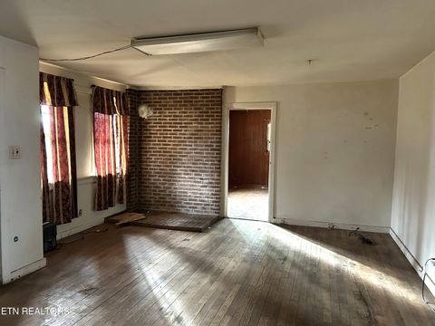 Tiny photo for 637 S Gallaher View Rd, Knoxville, TN 37919 (MLS # 1330773)