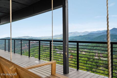 Tiny photo for 922 Piney Butt Way, Gatlinburg, TN 37738 (MLS # 1328415)