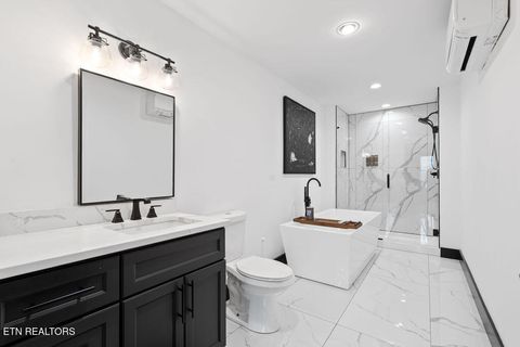 Tiny photo for 922 Piney Butt Way, Gatlinburg, TN 37738 (MLS # 1328415)