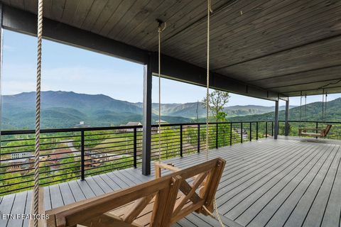 Tiny photo for 922 Piney Butt Way, Gatlinburg, TN 37738 (MLS # 1328415)