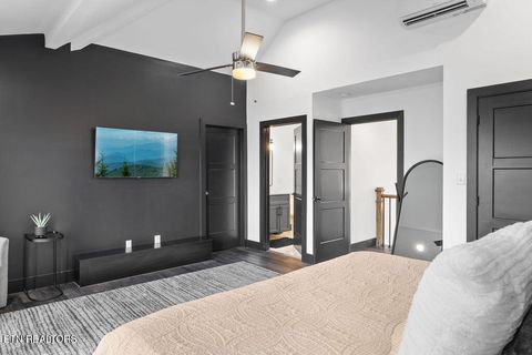 Tiny photo for 922 Piney Butt Way, Gatlinburg, TN 37738 (MLS # 1328415)