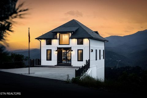 Tiny photo for 922 Piney Butt Way, Gatlinburg, TN 37738 (MLS # 1328415)