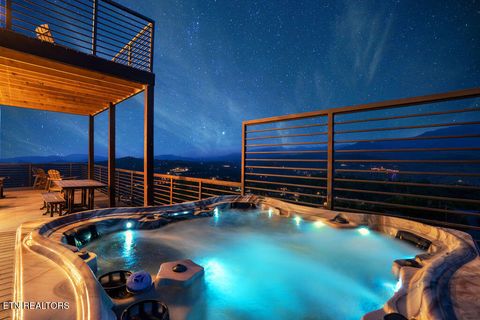 Tiny photo for 922 Piney Butt Way, Gatlinburg, TN 37738 (MLS # 1328415)