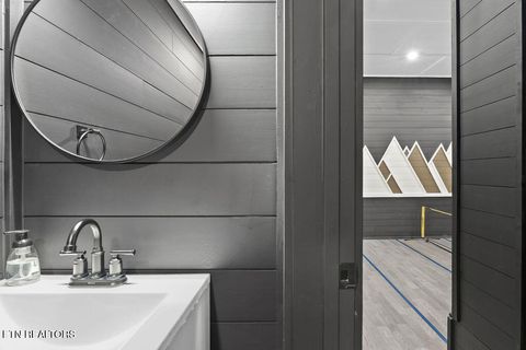 Tiny photo for 922 Piney Butt Way, Gatlinburg, TN 37738 (MLS # 1328415)