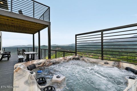 Tiny photo for 922 Piney Butt Way, Gatlinburg, TN 37738 (MLS # 1328415)