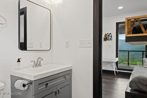 Tiny photo for 922 Piney Butt Way, Gatlinburg, TN 37738 (MLS # 1328415)