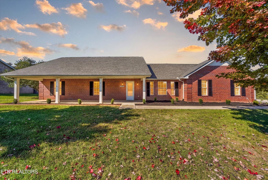 Photo of 2339 Sir Edward Lane, Maryville, TN 37803 (MLS # 1359953)