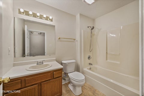 Tiny photo for 2339 Sir Edward Lane, Maryville, TN 37803 (MLS # 1359953)