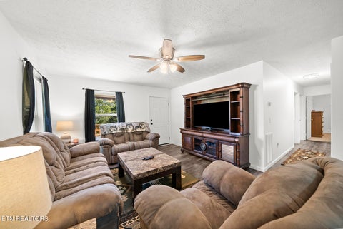 Tiny photo for 2715 Cox Valley Rd, Crossville, TN 38555 (MLS # 1360102)