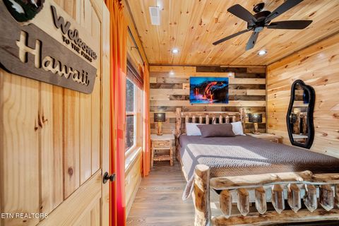 Tiny photo for 2686 Sulpher Springs Way, Sevierville, TN 37862 (MLS # 1330216)