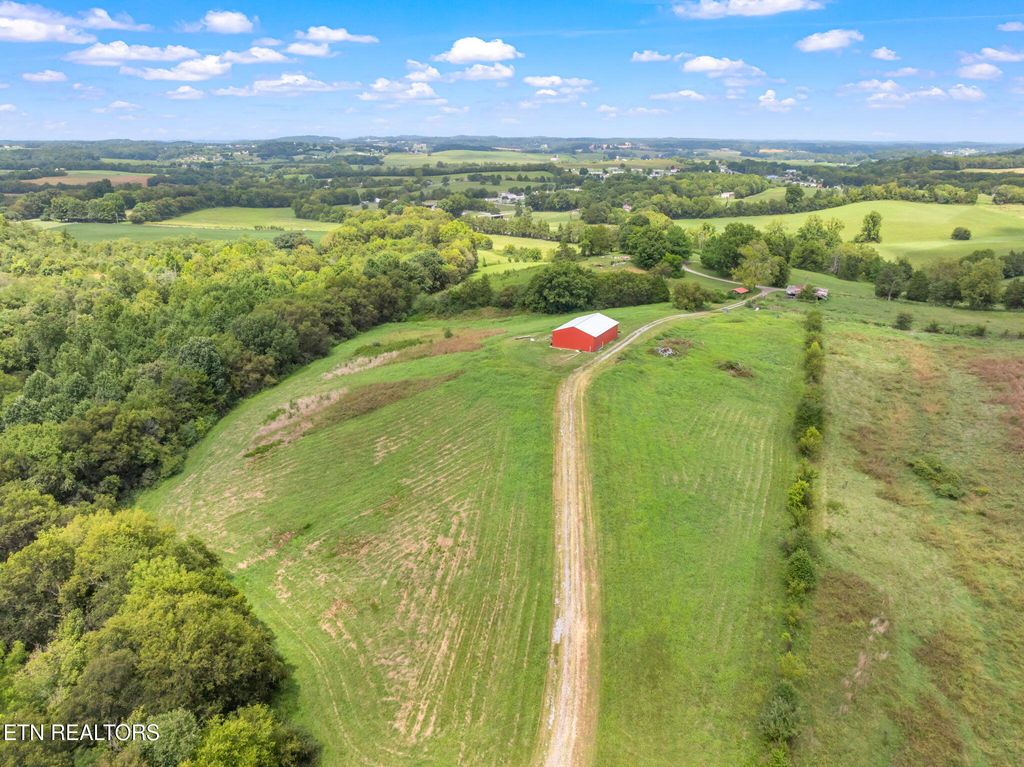 Photo of 2179 Hiwassee Rd, Sweetwater, TN 37874 (MLS # 1308532)