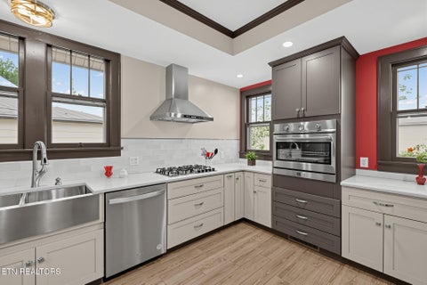 Tiny photo for 135 E Emerald Ave, Knoxville, TN 37917 (MLS # 1357693)