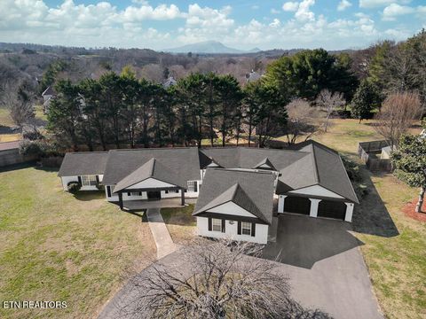 1220 Ariell Lea Sevierville TN 37862
