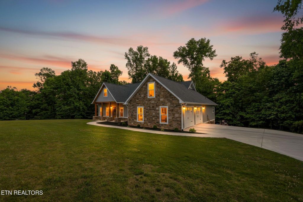 Photo of 110 Timber Creek Drive, Athens, TN 37303 (MLS # 1340861)