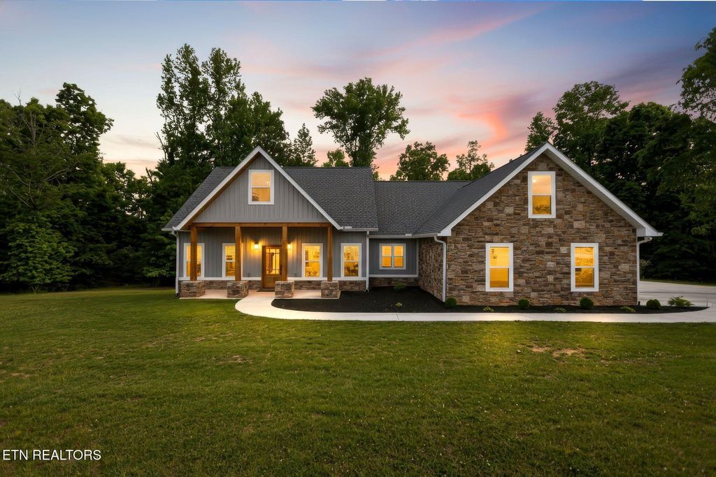 Photo of 110 Timber Creek Drive, Athens, TN 37303 (MLS # 1340861)