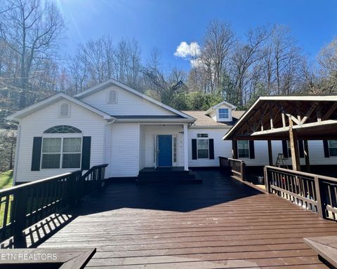 Photo of 337 Costner Rd, Cosby, TN 37722 (MLS # 1335542)