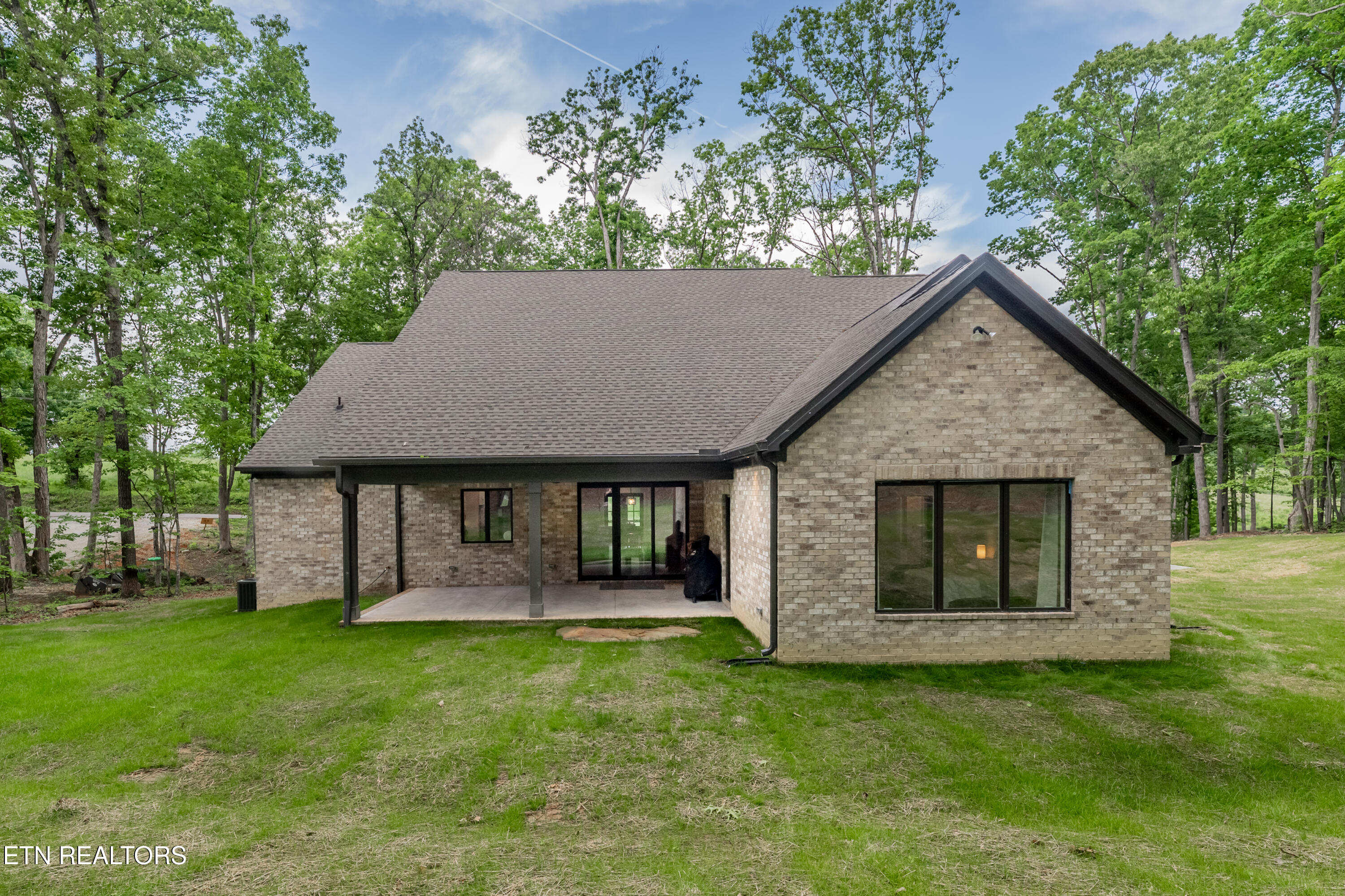 8304 Davis Ferry Rd